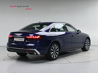 AUDI A4 B9  2023