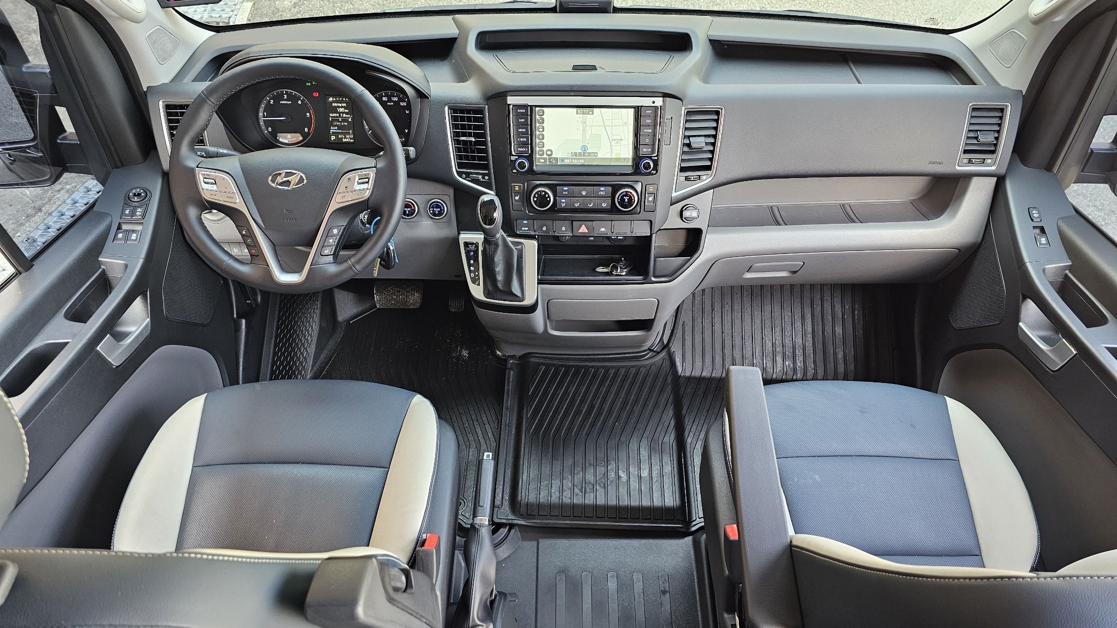 HYUNDAI SOLATI 2023