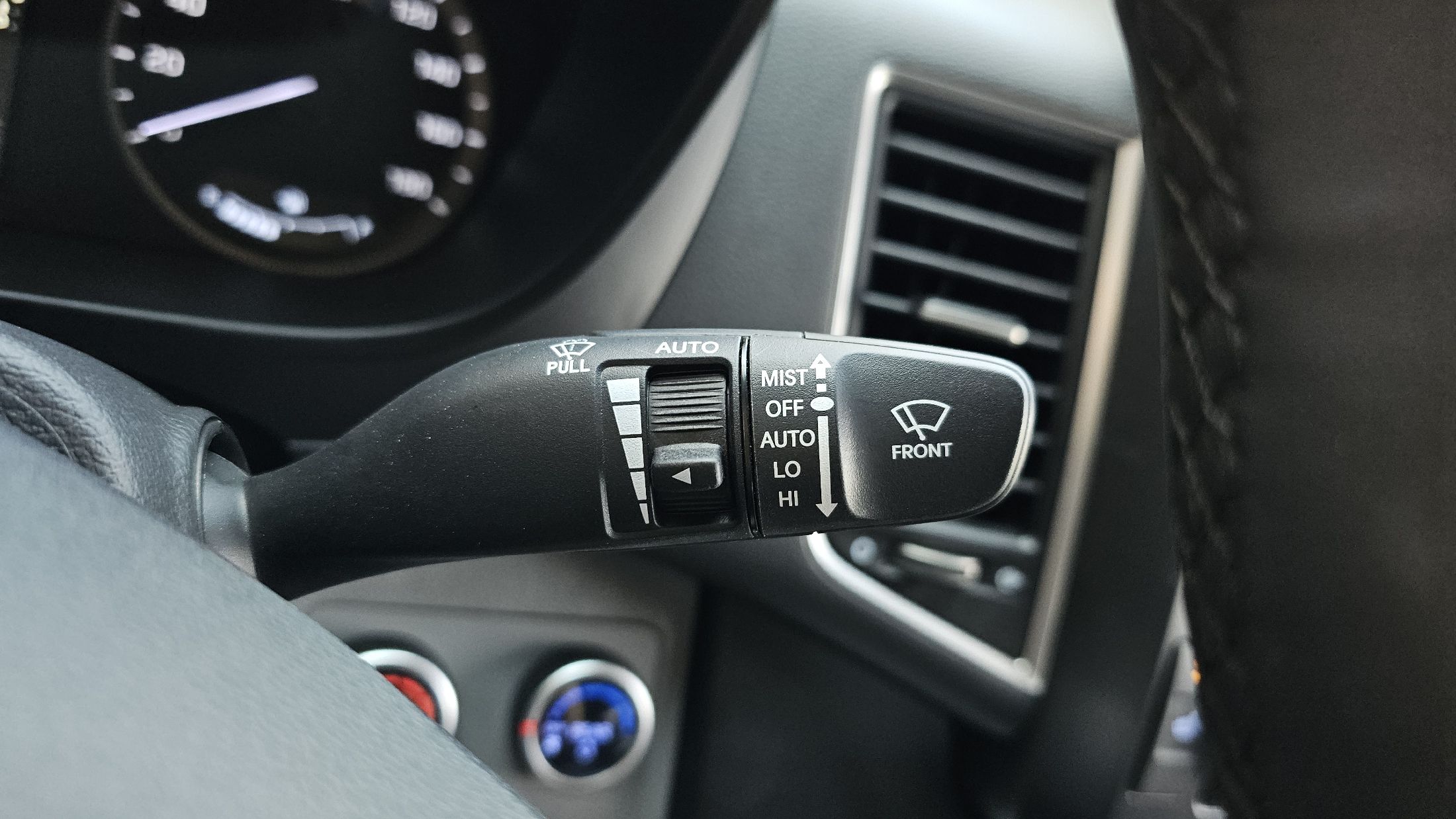 HYUNDAI SOLATI 2023