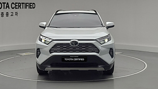 TOYOTA RAV4 2025