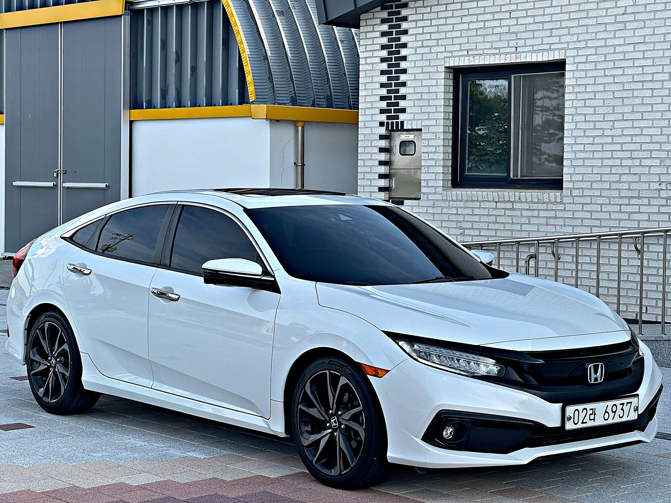 HONDA CIVIC 2019