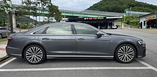 AUDI A8 D5 2023