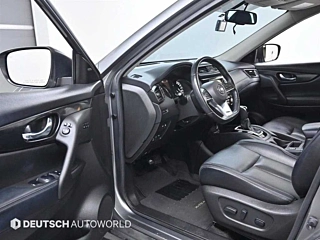 NISSAN X-TRAIL 2018