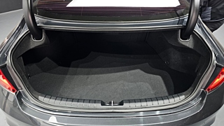 HYUNDAI GRANDEUR IG 2017