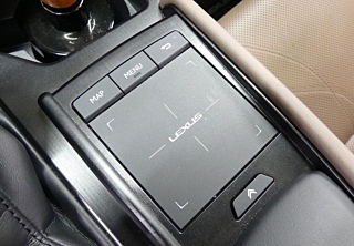 LEXUS ES300H 2021