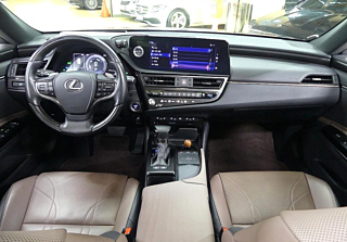 LEXUS ES300H 2021