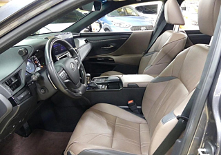 LEXUS ES300H 2021