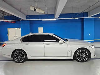 BMW 7-SERIES G11 2022