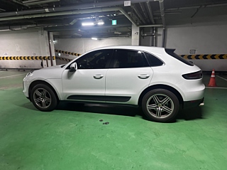 PORSCHE MACAN 2019