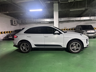 PORSCHE MACAN 2019