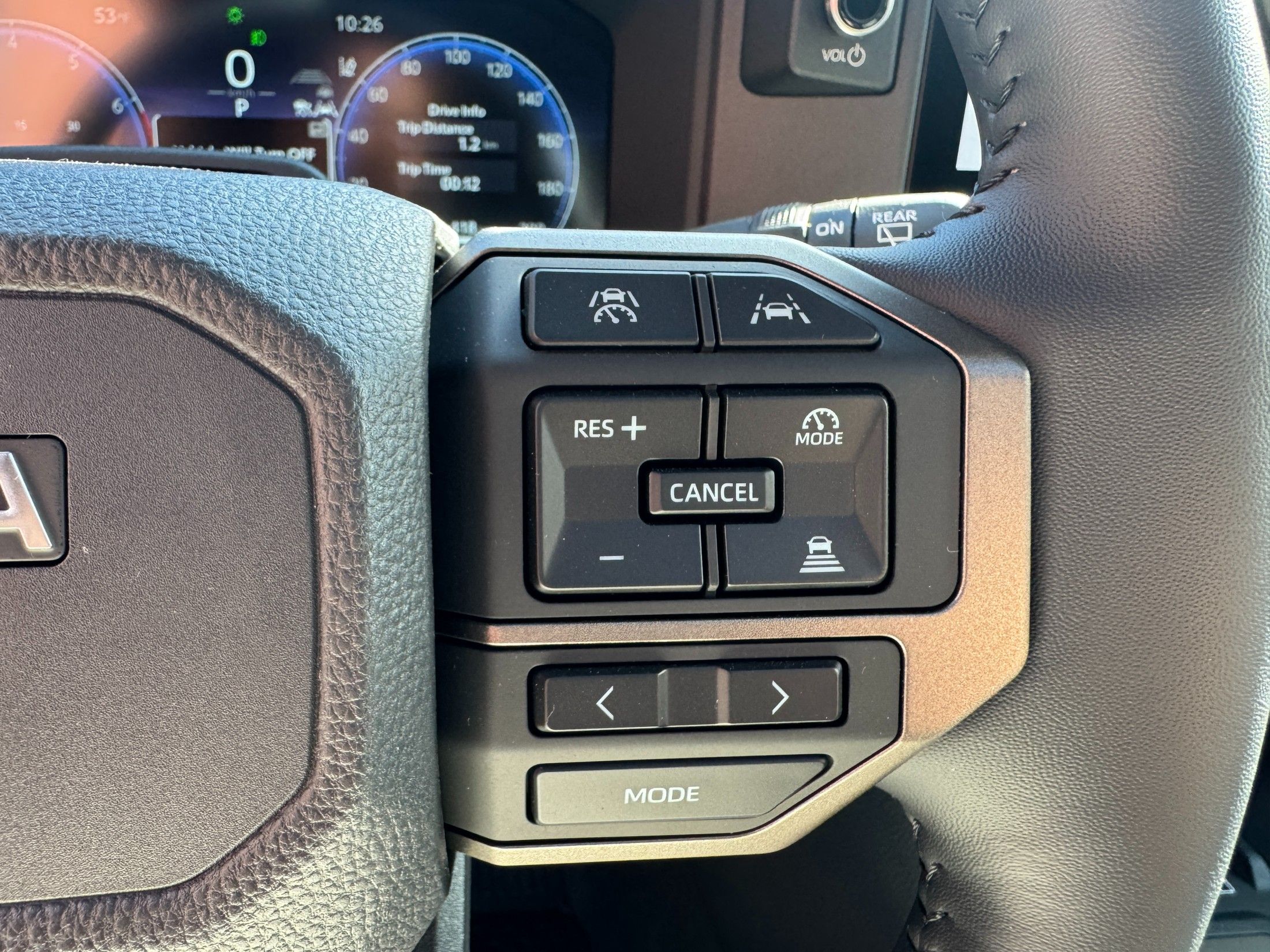 TOYOTA LAND CRUISER 2025