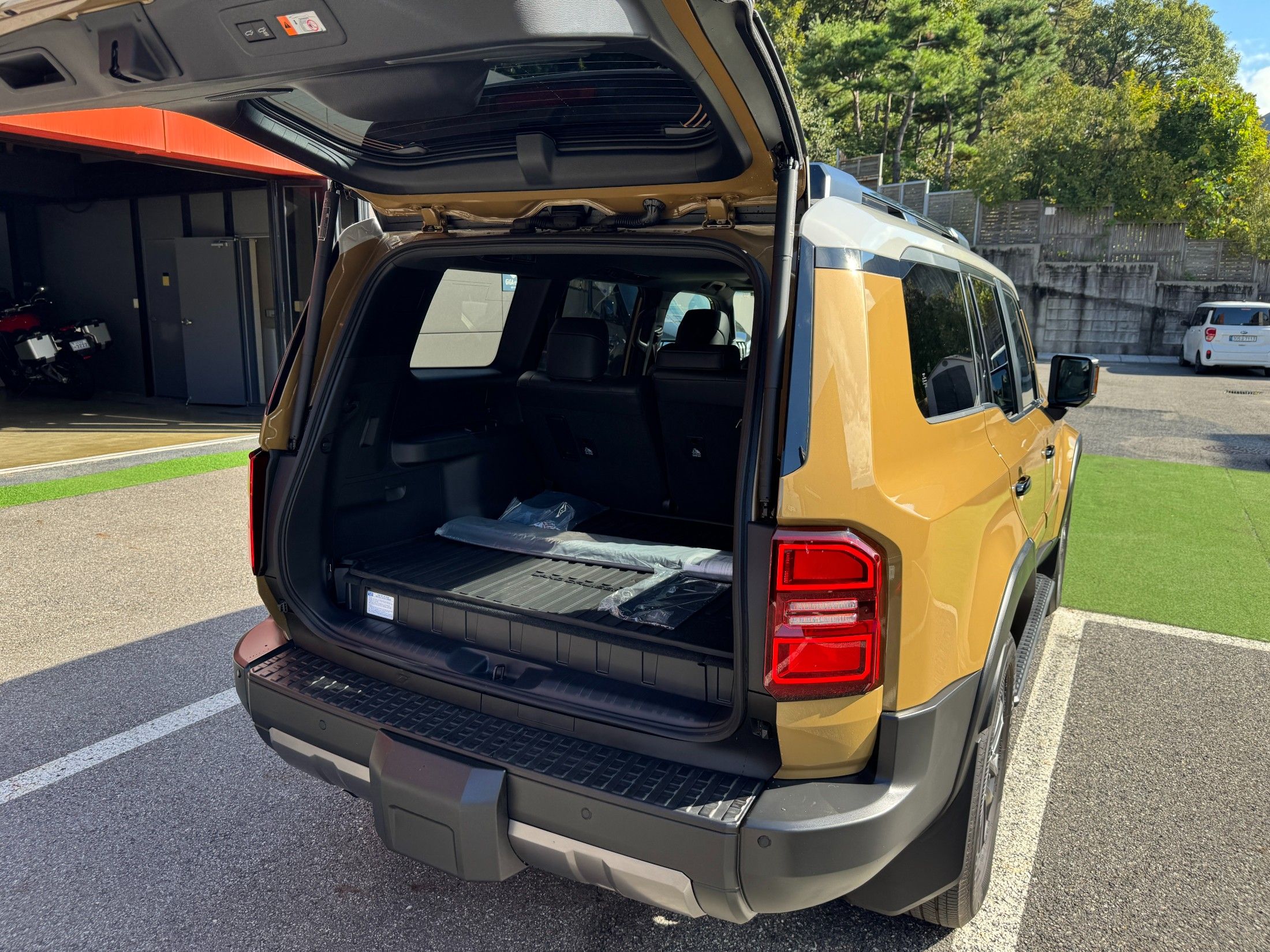 TOYOTA LAND CRUISER 2025