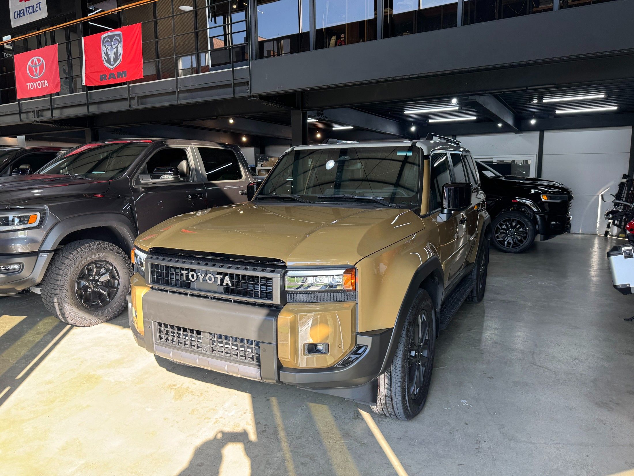 TOYOTA LAND CRUISER 2025