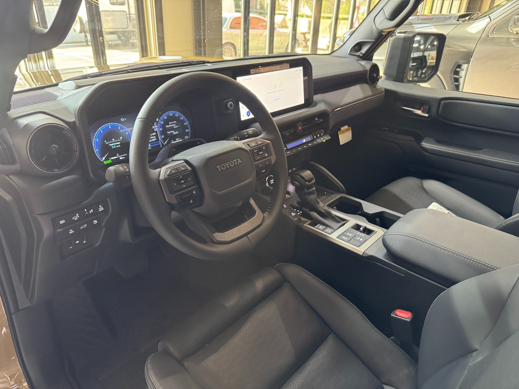 TOYOTA LAND CRUISER 2025