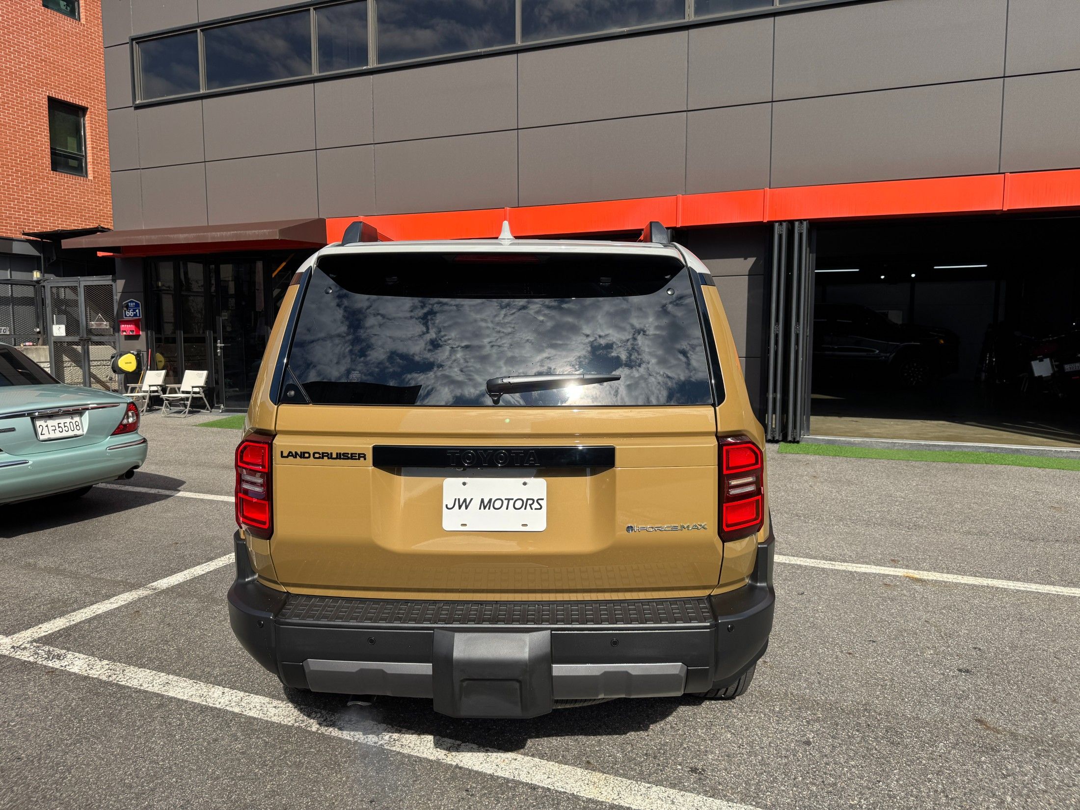 TOYOTA LAND CRUISER 2025