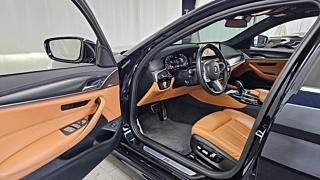 BMW 5-SERIES G30 2023