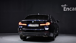 BMW 5-SERIES G30 2023