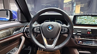 BMW 5-SERIES G30 2018