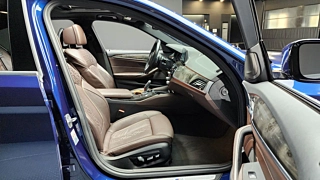 BMW 5-SERIES G30 2018