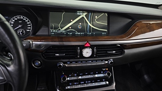 GENESIS EQ900 2016