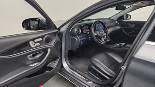 MERCEDES BENZ E-CLASS W213 2017