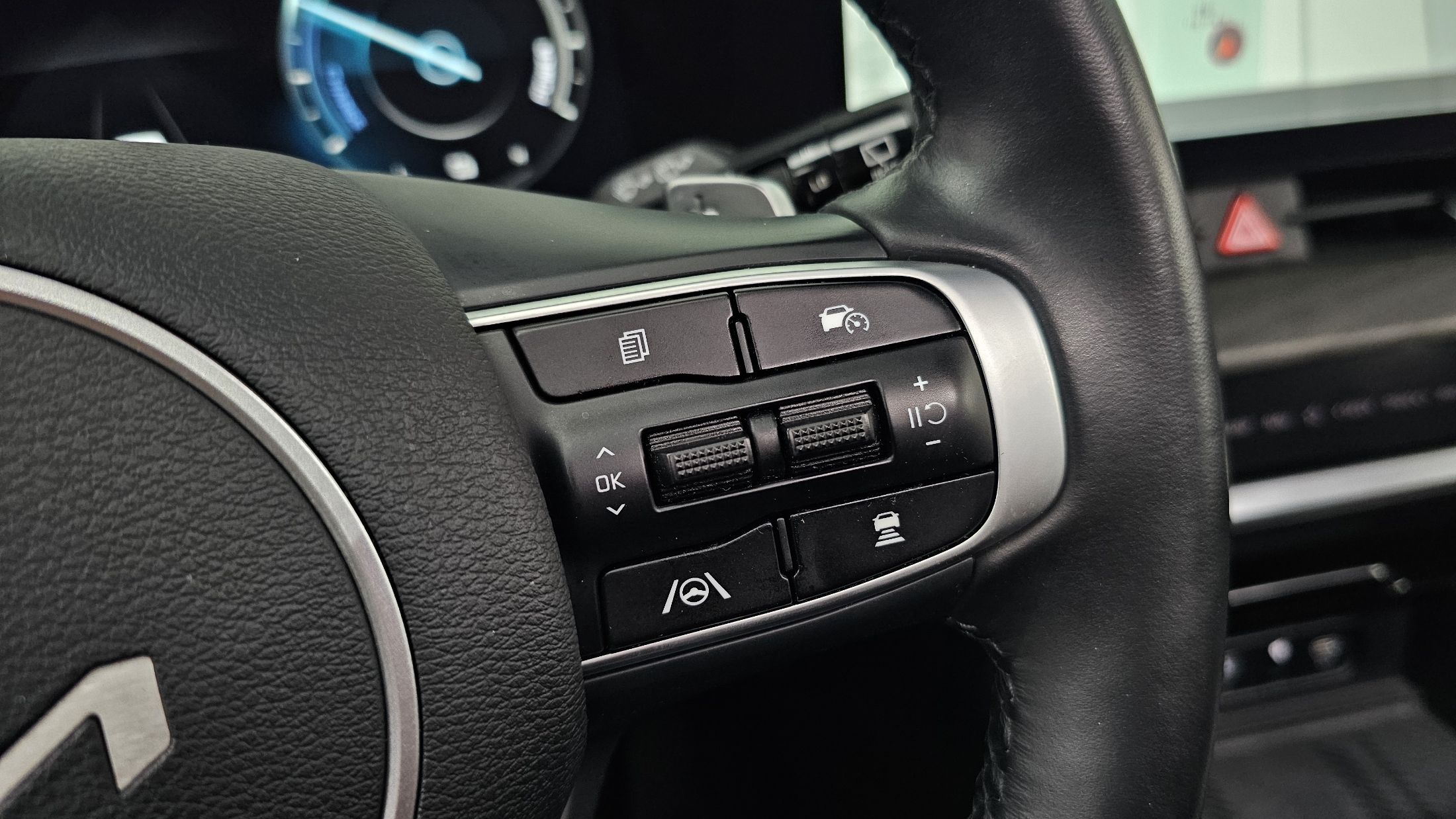 KIA SPORTAGE HYBRID 2021