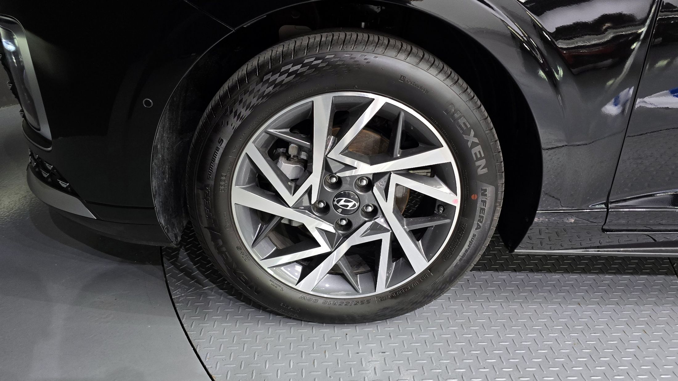 HYUNDAI GRANDEUR HYBRID GN7 2025