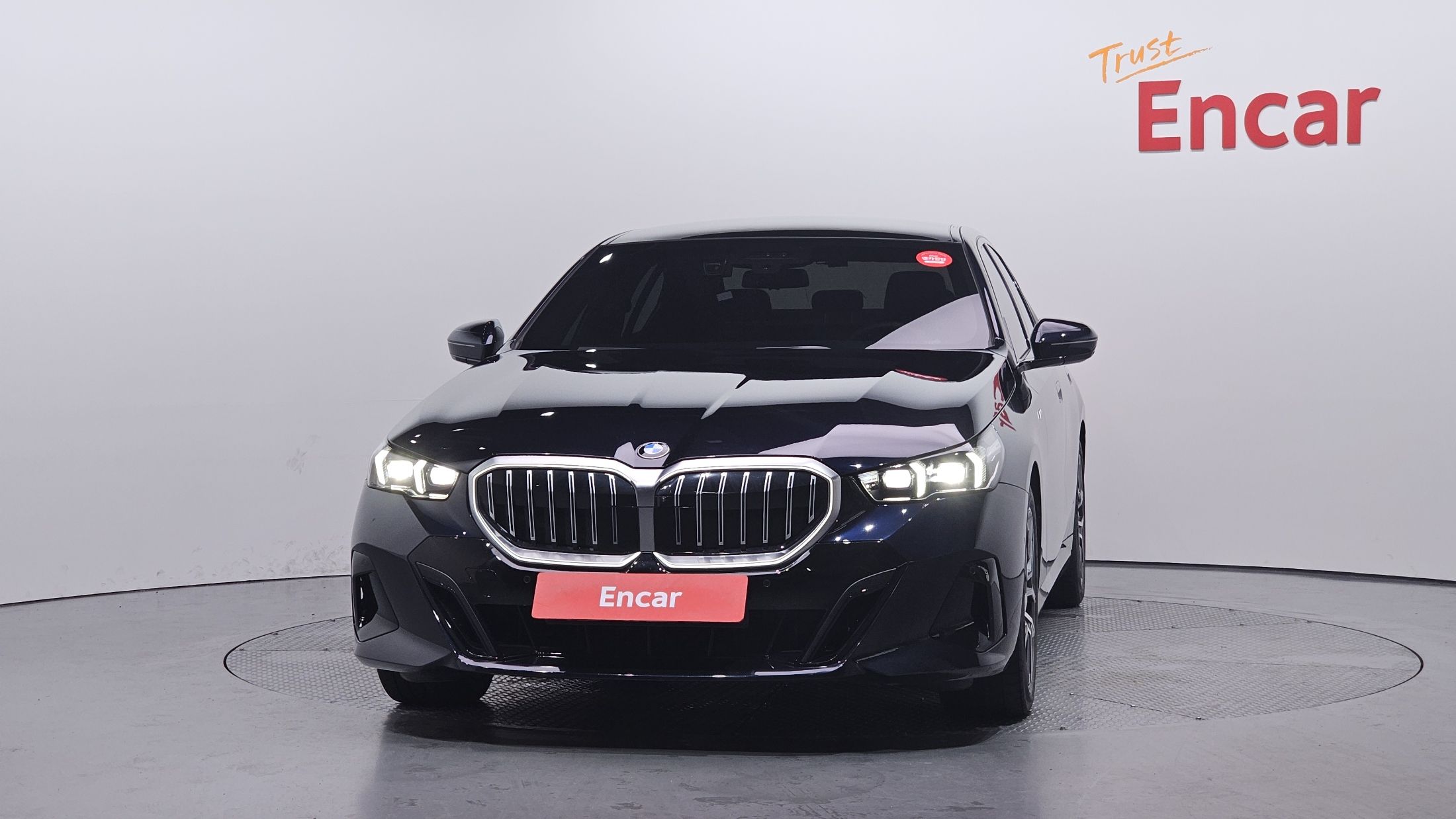 BMW 5-SERIES G60 2024