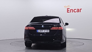 BMW 5-SERIES G60 2024