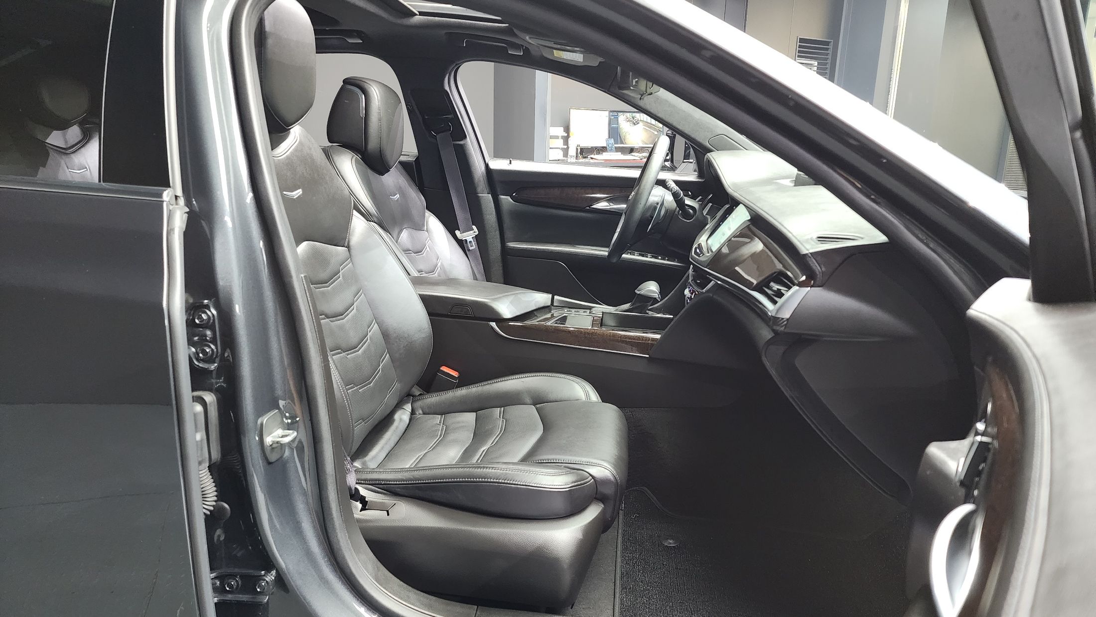 CADILLAC CT6 2017