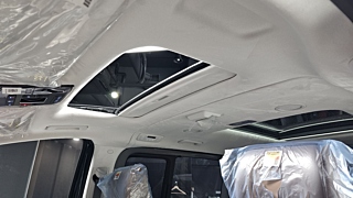 HYUNDAI STARIA 2025