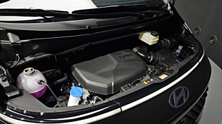HYUNDAI STARIA 2025