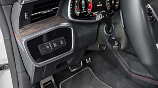 AUDI A7 4K 2020