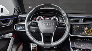 AUDI A7 4K 2020