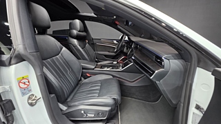 AUDI A7 4K 2020