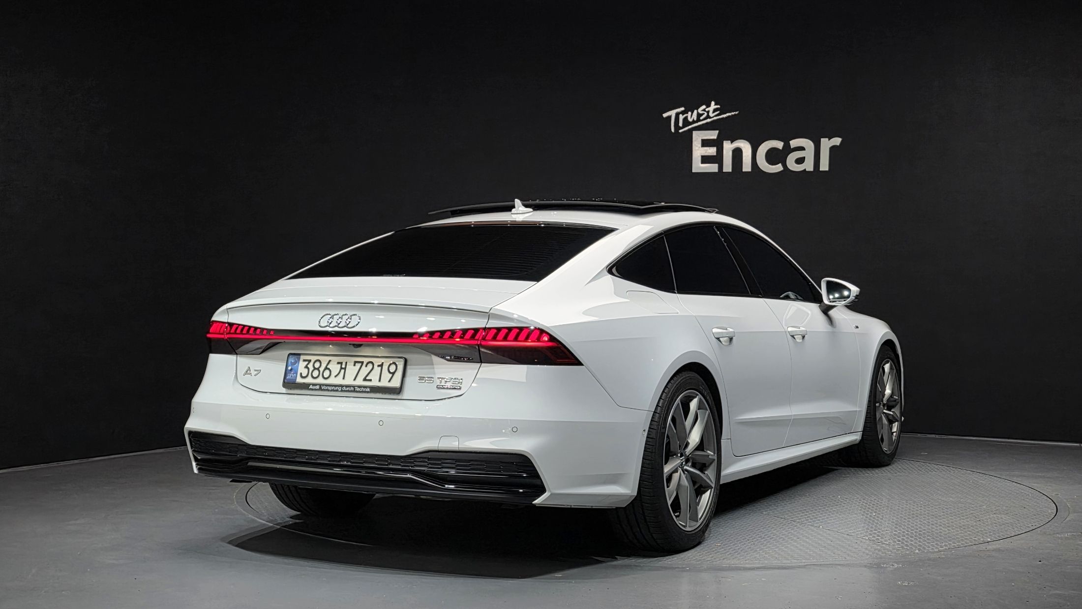 AUDI A7 4K 2020