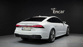 AUDI A7 4K 2020