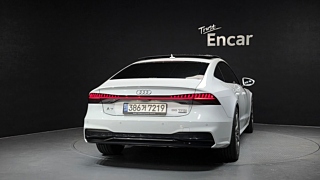 AUDI A7 4K 2020