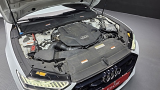 AUDI A7 4K 2020