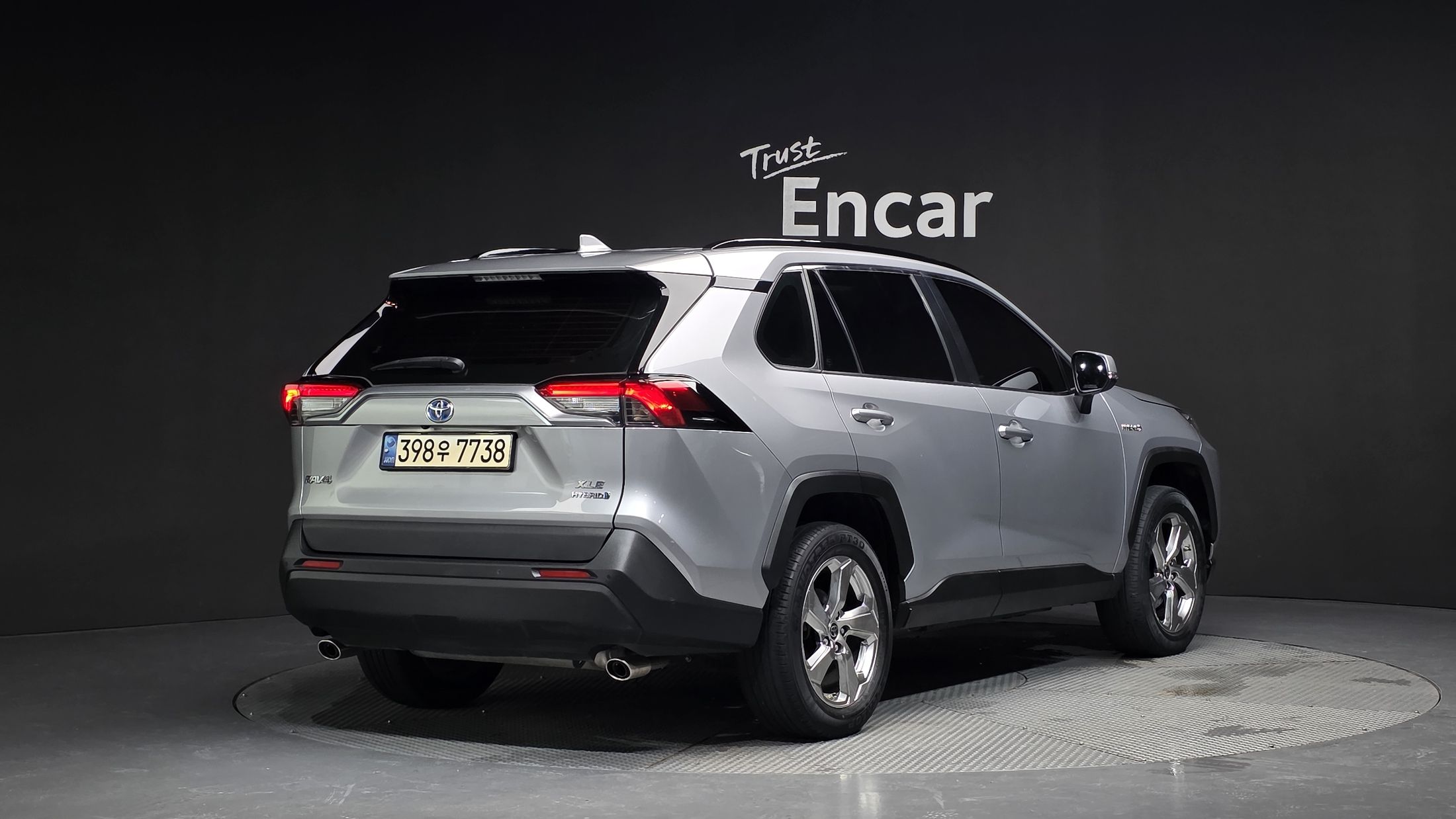 TOYOTA RAV4 2021