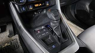 TOYOTA RAV4 2021