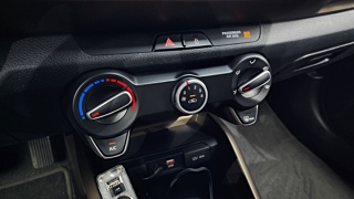 KIA STONIC 2018