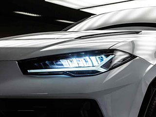 LAMBORGHINI URUS 2024