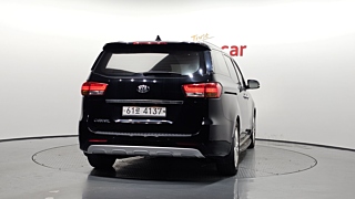 KIA CARNIVAL 2017