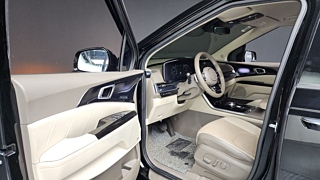 KIA CARNIVAL 2023