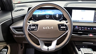 KIA K8  2.5 Gasoline 2WD 2021