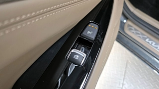 KIA K8  2.5 Gasoline 2WD 2021