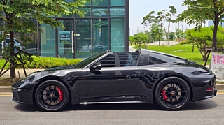 PORSCHE 911 992 2025