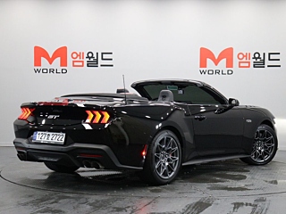 Заказать FORD MUSTANG