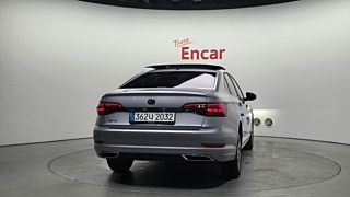 VOLKSWAGEN JETTA 2020